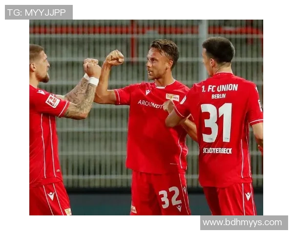 柏林联合主场迎战门兴格拉德巴赫期待精彩对决与激烈竞争